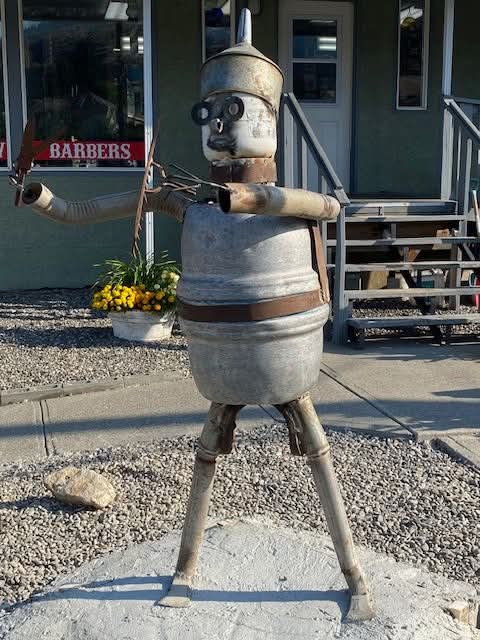 The iconic robot sculpture outside Valleyview Barbers